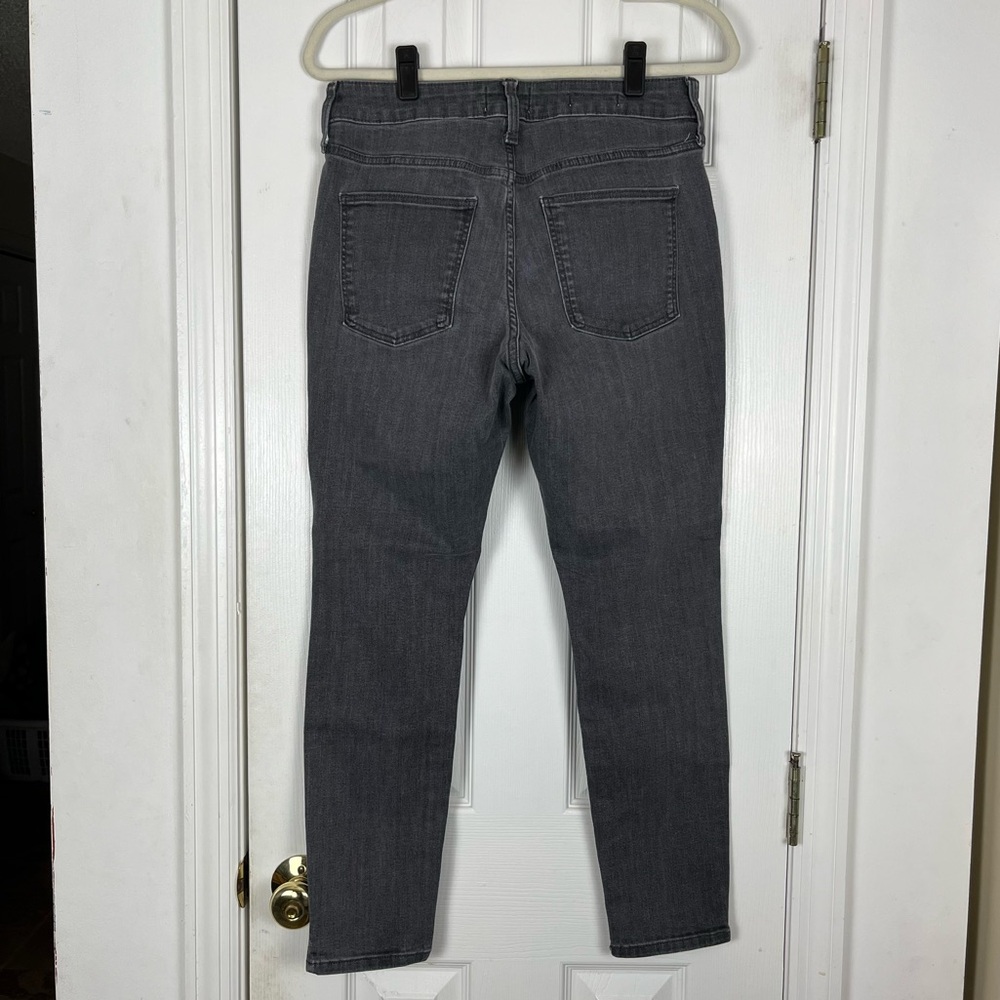 Universal Thread Washed Gray Denim High Rise Skinny Jeans - Picture 4 of 7